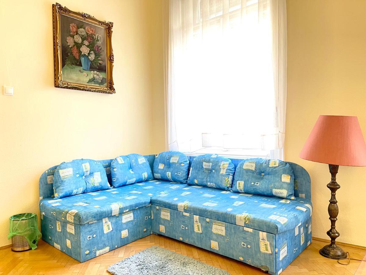 דירות בודפשט Isabelle Residency - Balcony & A.C מראה חיצוני תמונה